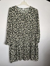 Old Navy Women’s XL Long Sleeve Pull Over Forest Green Floral Tiered Dress NWT