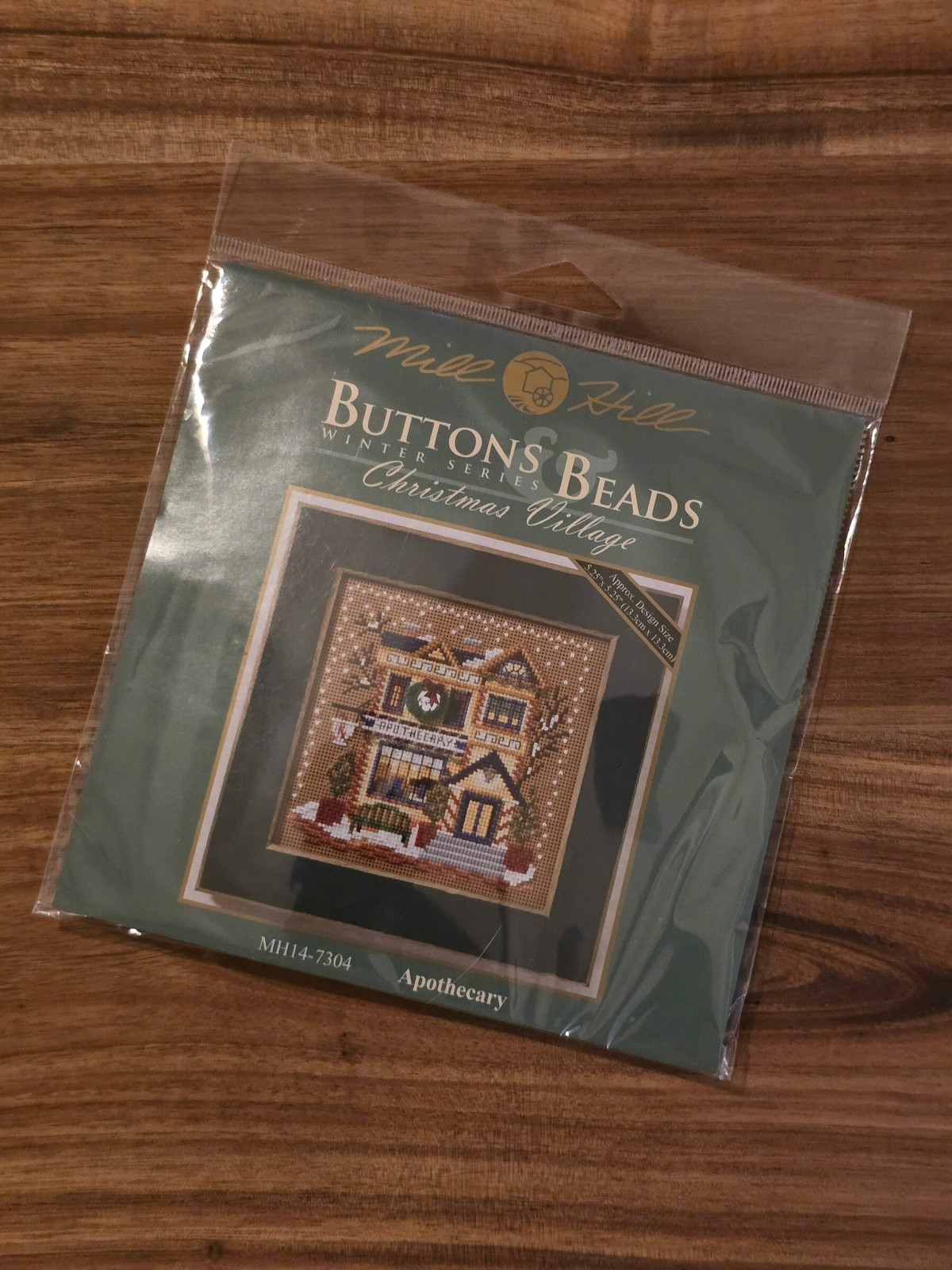 Mill Hill - Buttons & Beads - Winter Series - Christmas Village - Apothecary - M