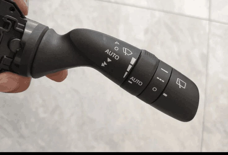 Interruptor limpiaparabrisas OEM 84652-42200 / 0R130 para Toyota RAV4 2019-2024 Foto 4 de 4