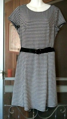 perceptions short sleeve fit & flare dress