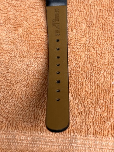 VTG Kenneth Cole Date Watch Mens 33mm Black Leather Band Business Logo New Batt - Picture 7 of 7
