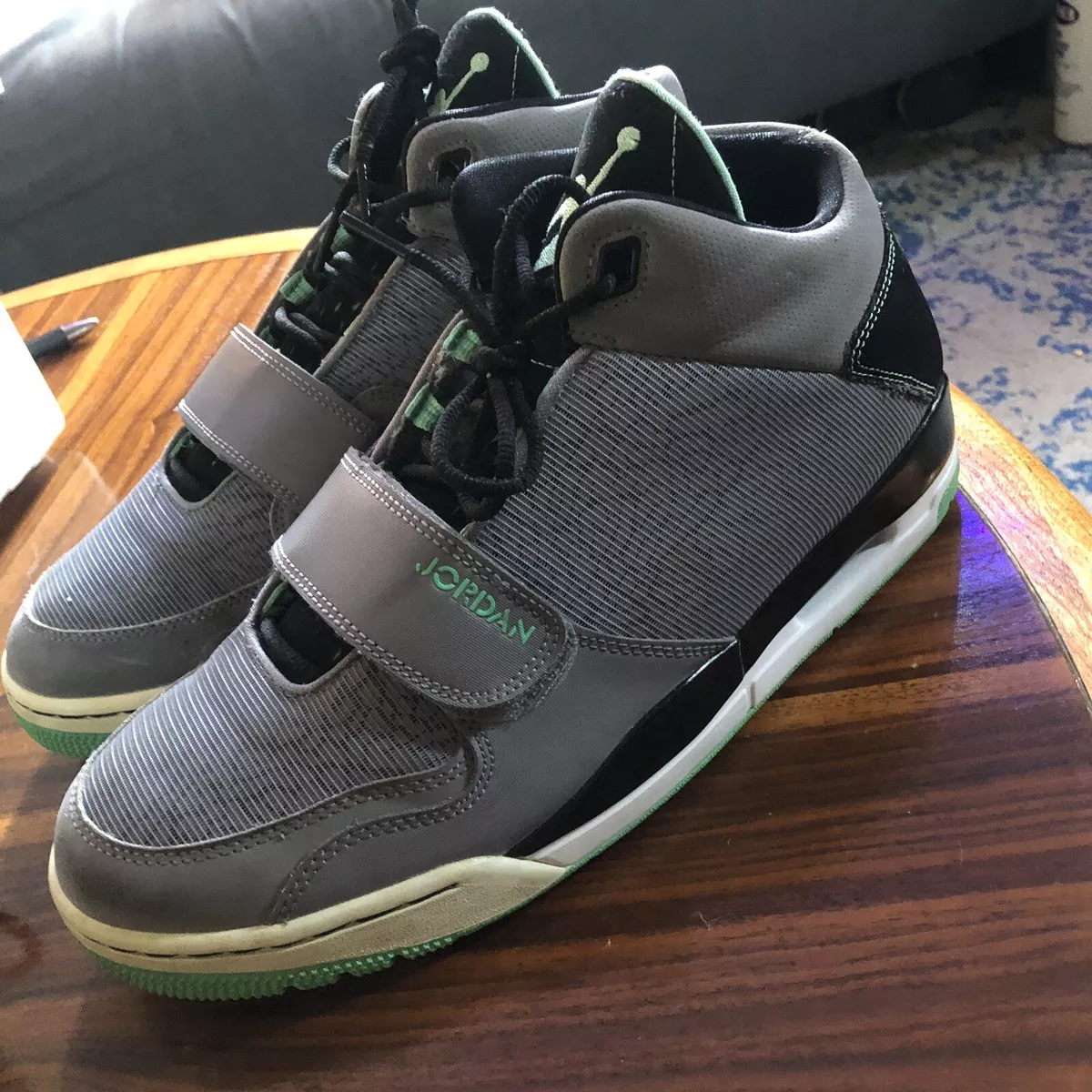 Jordan Flight Club 90s Green Glow Wolf Grey 602661 013 Mens Size 10