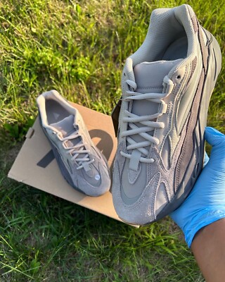 Size 10.5 - adidas Yeezy Boost 700 V2 Low Tephra 193103383054| eBay