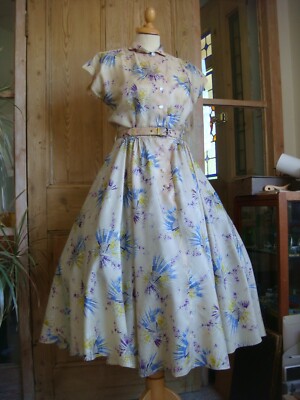 Vintage 1950er Peggy Page London Vollkreis tailliert Kleid Taille 24''