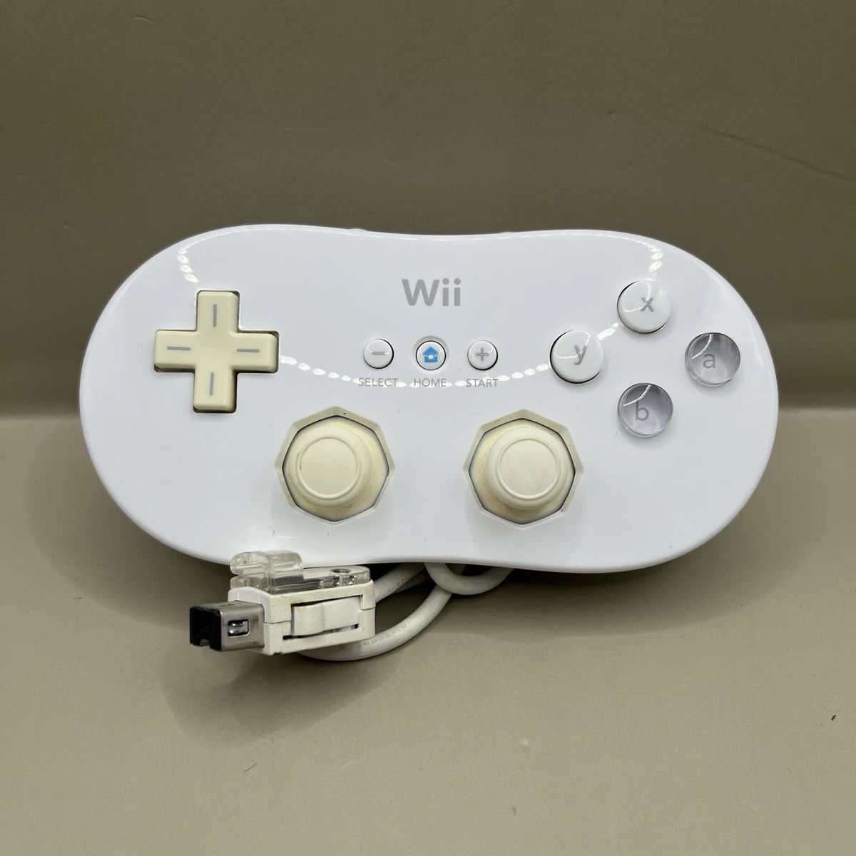 Cinghia Di Ricambio Per Telecomando Wii, Con Motivo Mario. Rossa, Compatibile Con Wii Remote Plus E Wii U. Originale Nintendo, Mai Usata.