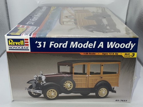 ๐ Revell Monogram 1931 Ford Model A Woody Truck Model Kit 1:25 Scale #85-7637 - Picture 4 of 8
