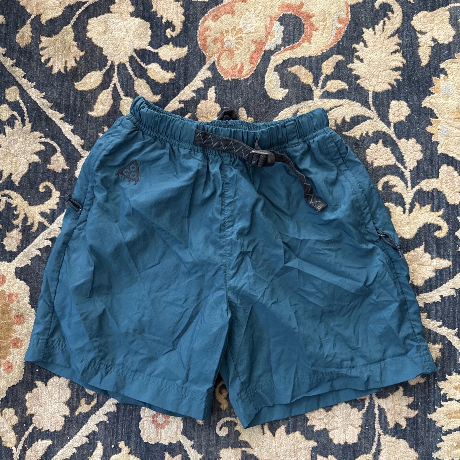 Vintage Nike ACG Trail 6" Green Hiking Belted Nylon Shorts Mens XS