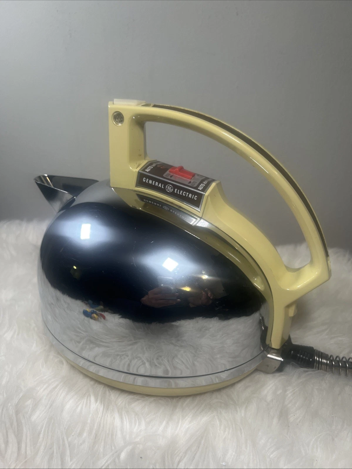 Vtg Rare Model GE Canadian General Electric Kettle KE64HH Auto Boil ‘n Simmer