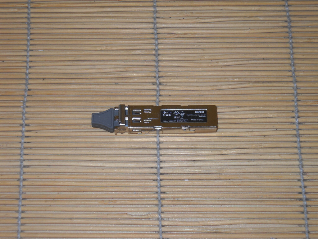 Cisco Linksys MGBLX1 1000BASE-LX SFP transceiver