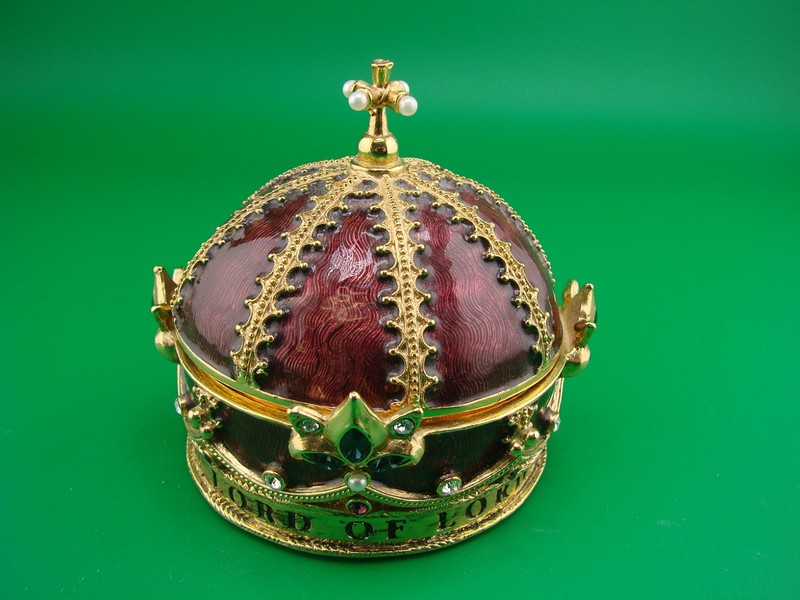 King Of Kings & Lord Of Lords Guilloche Enamel Jeweled Crown Rosary Trinket Box