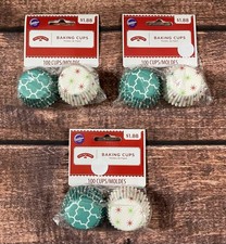 Wilton Christmas Mini Paper Cupcake Liners/Baking Cups Lot of 3 300 Ct. New