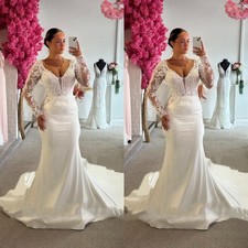 Elegant Mermaid Wedding Dresses V-Neck Long Sleeves Lace Appliques Bridal Gowns