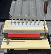 Vintage GBC 450-KM-2 Plastic Comb Binder Manual Hand General Binding Corporation