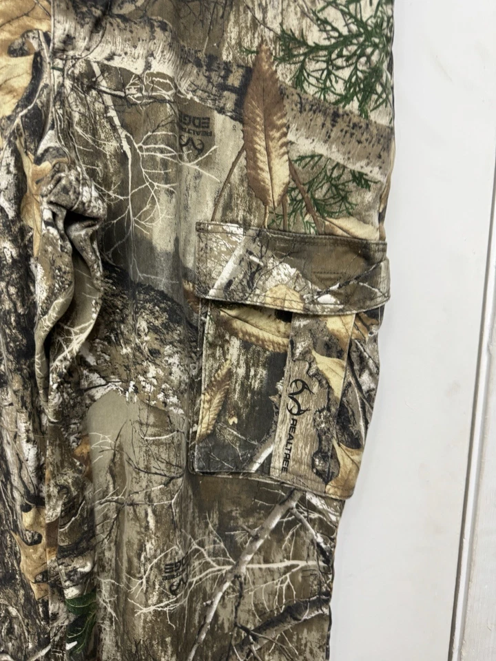 mens large realtree cargo pants edge camo marked large 40x30 actual - Image 3 of 4