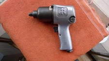 IR 231 A PNEUMATIC IMPACT WRENCH, 1/2" DRIVE