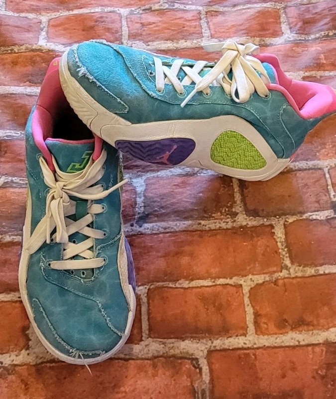 Jordan Tatum 2 Wave Runner Girls Shoes Sneakers Sz 4.5 Youth 4.5y Guc Some Wear 