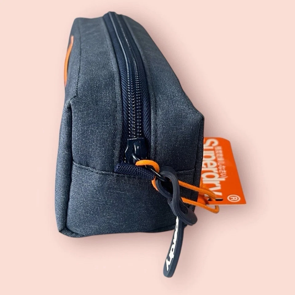 Superdry Moto Montana Estuche para Lápices (Azul Marino Oscuro / Naranja) ~~ Nuevo Con Etiquetas Foto 4 de 4