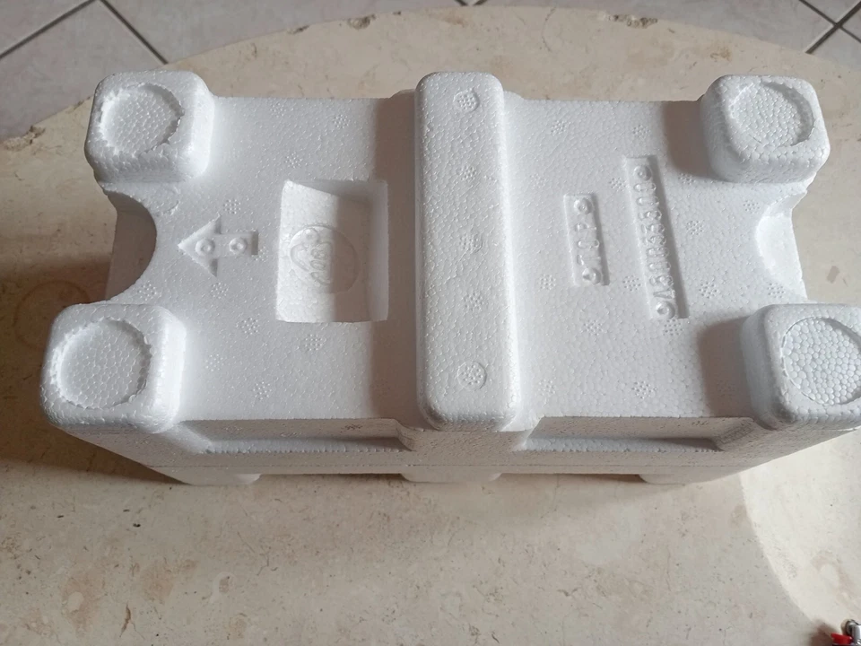  RARISSIMA Schuco 1/18 Porsche 934 RSR #9 "Vaillant" Edizione Limitata 1500 Pcs - Immagine 4 di 4