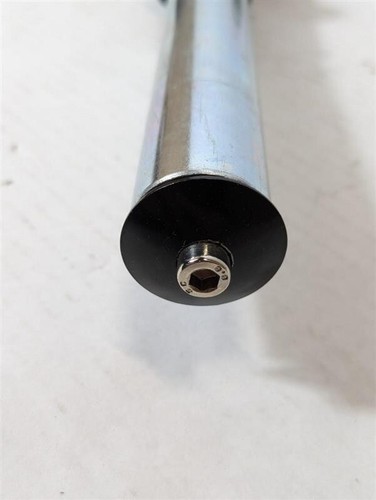 700c Suspension Forks (Pair) -62mm Travel, 215 mm Steerer Tube Length - Picture 13 of 15