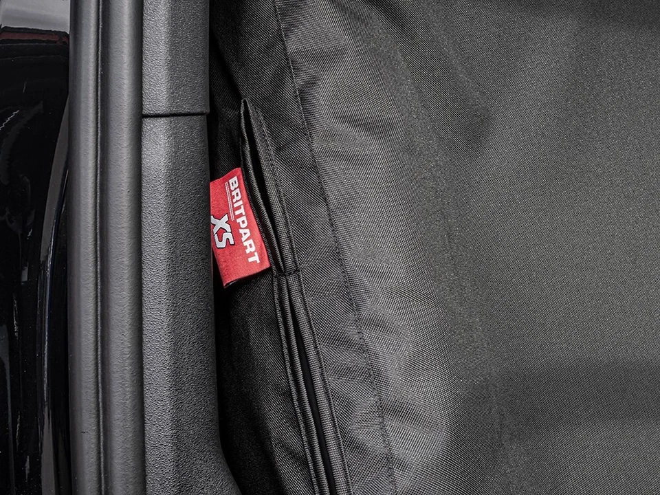 Land Rover Defender 110 L663 2020 par de fundas de asiento delanteras negras Foto 2 de 3