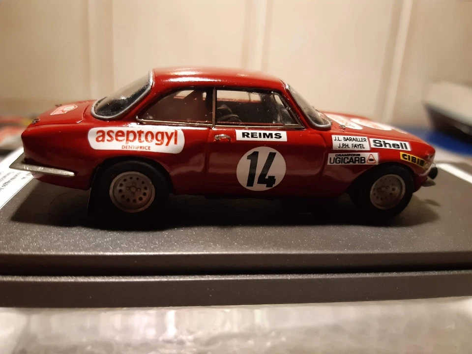 Modello auto rally scala 1:43 MONTATO da Kit  Rally Monte Carlo 1970 con vetrina - Immagine 4 di 4