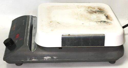 Corning PC-600D Digital Hot Plate (10" x 10" Plate) - Picture 2 of 5