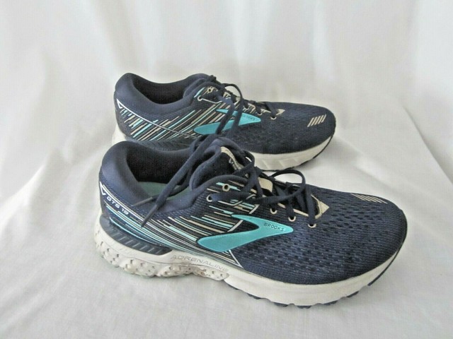 brooks adrenaline womens size 10