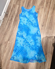 Studio I Women's Size 8 Blue Floral Lightweight A-Line Dress Round Neck Knee