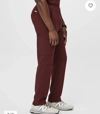 Figs Men  s Axim Straight Leg Cargo Scrub Pants Size Large Short Burgundy NWT
