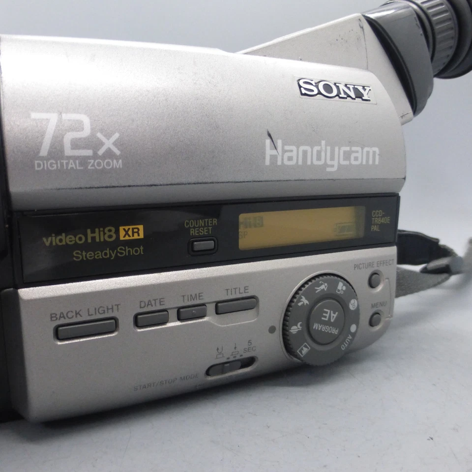 Sony Handycam CCD-TR840E Handheld Video Hi8 XR 8mm Camcorder Silver Tested - Image 2 of 4