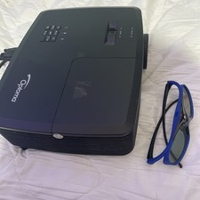 Optoma Projector in full working order, 3D glasses included, connector (USB) inc