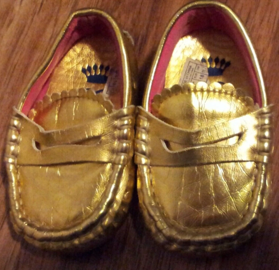 Infant Juicy Couture Gold Crib Shoes Size 3 Shiny Slip On Handle With Couture - Image 4 of 4