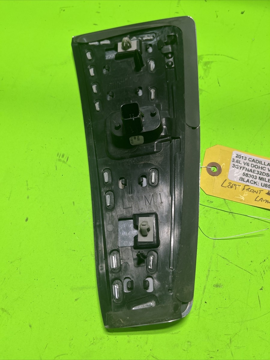 Cadillac SRX 2013-2016 Fender Turn Signal Marker Front Left