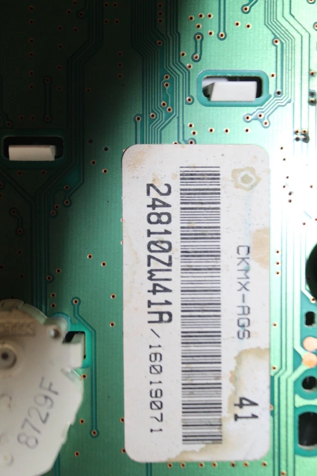 Painel de instrumentos velocímetro 2009 Nissan Versa 98.496 milhas - Imagem 3 de 4