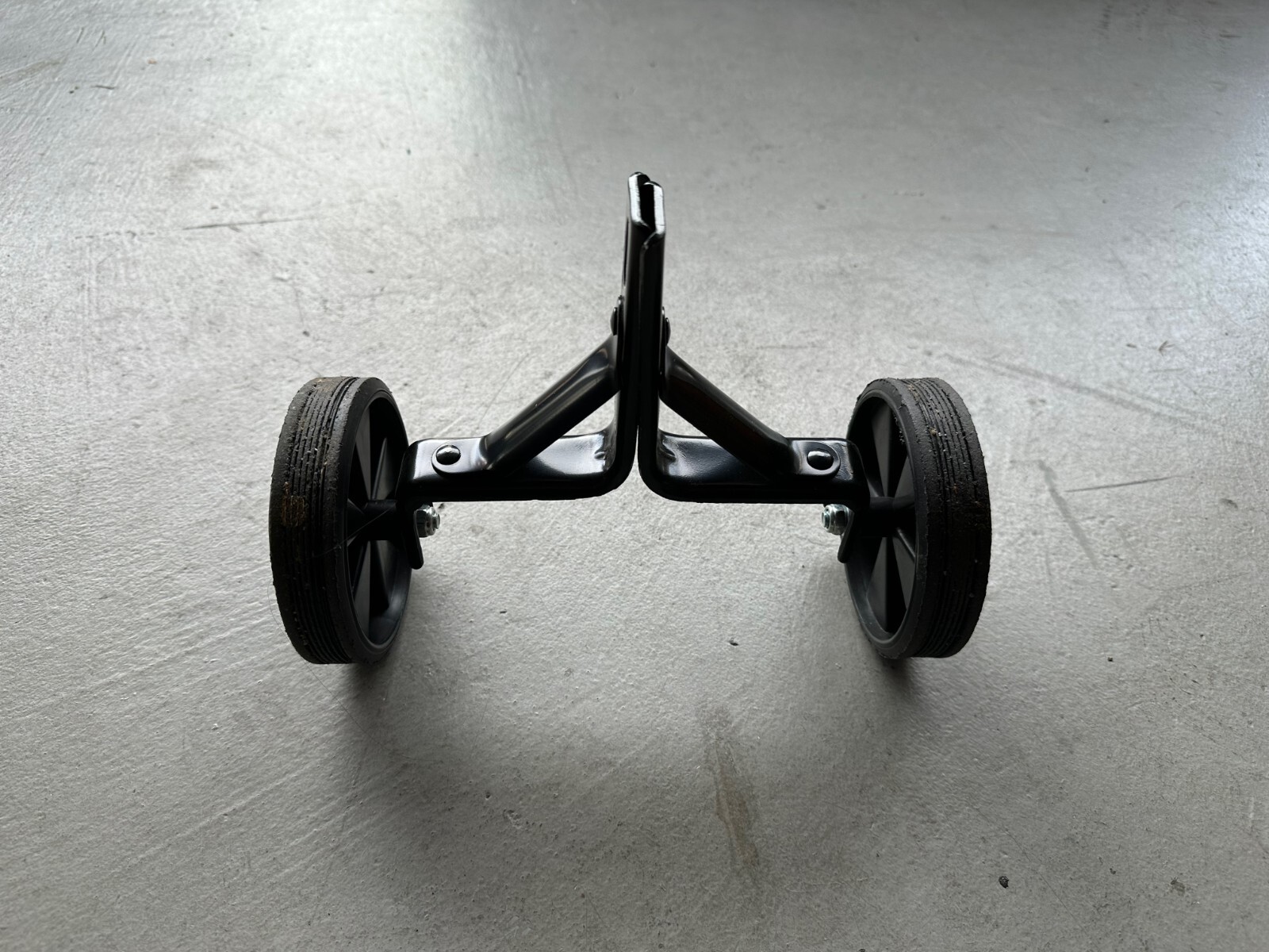 Schwinn 16 Inch Piston Boys Bike with Training Wheels eBay