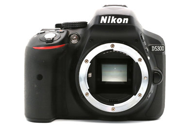 Near Mint] Nikon D5300 18-55mm f/3.5-5.6G ED VR AF-S DX Shutter