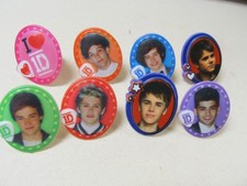 Raro One Direction Cake Topper Rings Compite Set 8 anillos