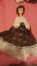 VINTAGE RETRO PUPPENKLEIDER IN SPITZENKLEIDUNG 
