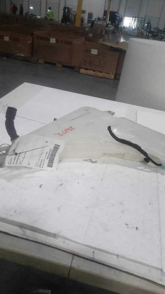 2013 BMW 328I Washer Fluid Reservoir OEM Black 2.0L 140K Miles NJ25-22072 Foto 3 de 4