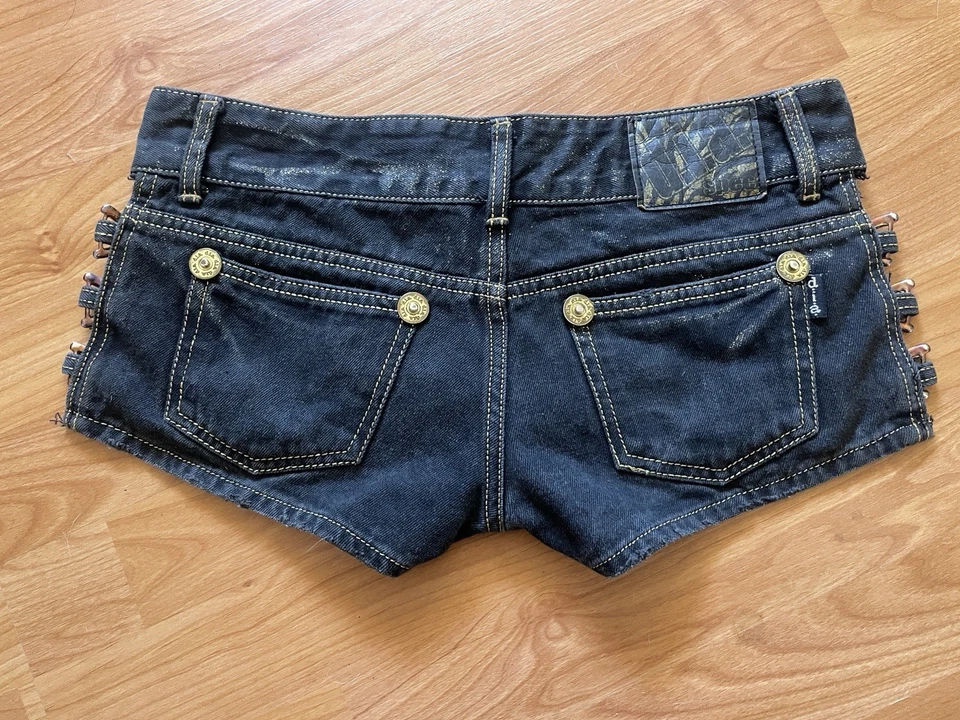 DIA Shorts Black Denim Side Cross Size 26 (S) Gal Gyaru Women's Fashion Pants - Image 2 of 4