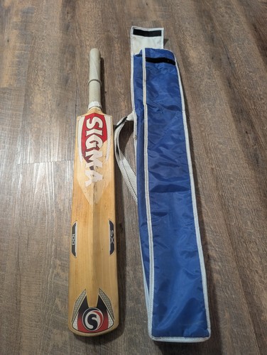 English Willow Sigma Cricket Bat 33" With Carrying Case