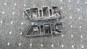 2LM69 * VW Tiguan Rechts Links Halterung Stoßstange Stoßfänger vorne 5N0807183D