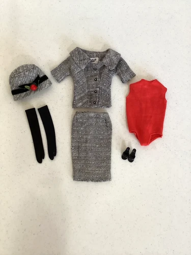 Vintage Barbie Clothes Career Girl w/ Accessories #954