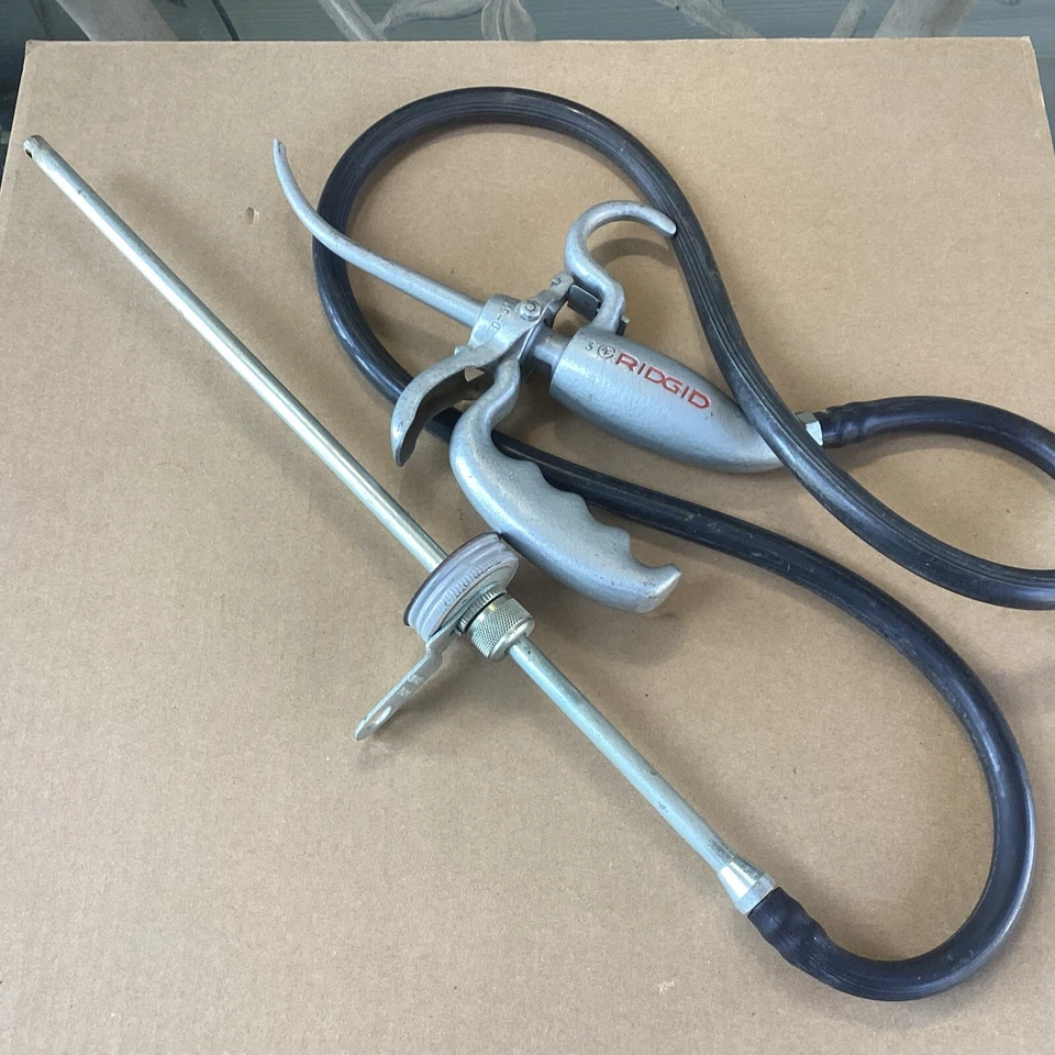 正品 Ridgid 302 实用管道螺纹机油器 适用于一加仑和五加仑容器 — 第 2/4 张图片