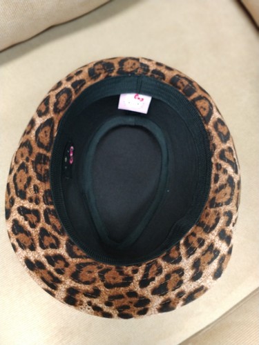 Hello Kitty Girl's Sanrio Leopard Print Fedora Hat O/S Small - Picture 5 of 9