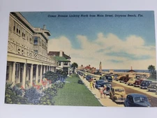 Ocean Avenue, Daytona Beach, Florida.  Vintage Linen Postcard