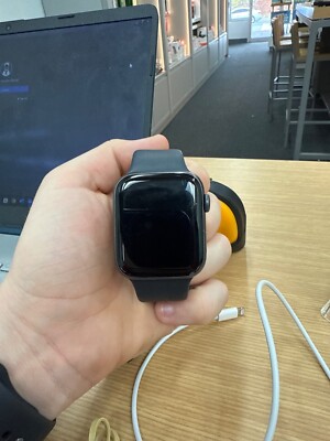 Apple Watch SE (2022) 44mm Midnight Aluminum Case with Sport Band, M/L (GPS +...