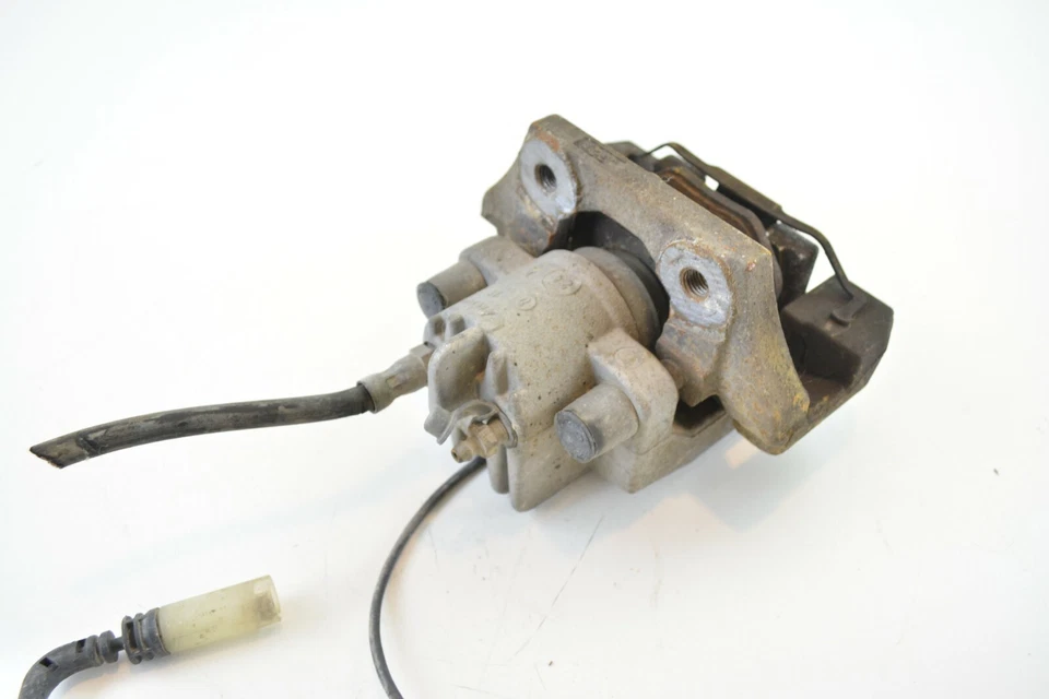 BMW 535XI 2008-10 montaje de pinza de freno trasera derecha OEM Foto 4 de 4