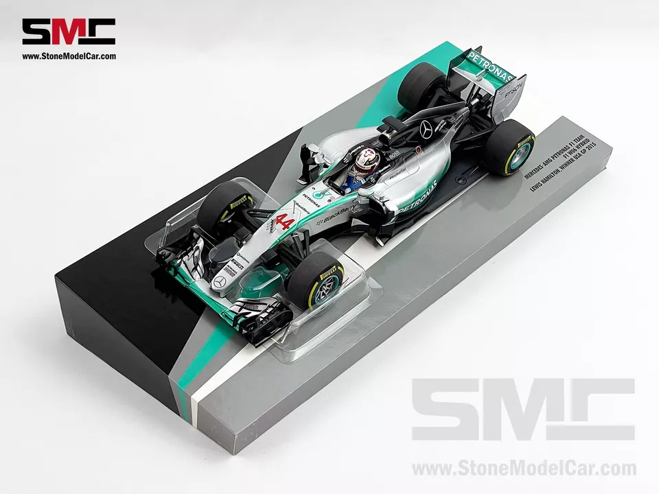 Mercedes AMG F1 W06 Lewis Hamilton US GP USA 2015 World Champion 1:18 MINICHAMPS - Image 4 of 4
