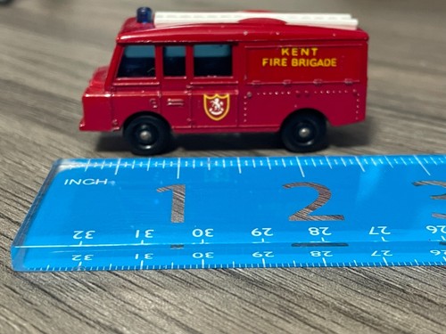 Matchbox Lesney #57-C Land Rover Fire Truck   Super Clean - Picture 3 of 10